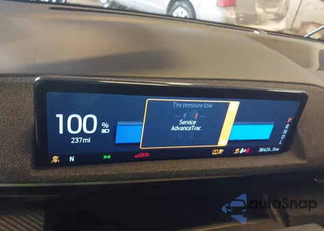 2023 Ford Mustang Mach-E Premium z USA, uszkodzony, nr VIN 3FMTK3SU3PMA89350